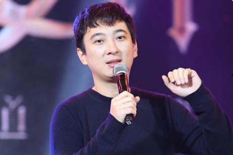 娱乐圈吃瓜播报在哪看,吃瓜播报，尽在掌握！