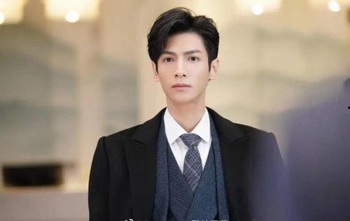 罗云熙吃瓜娱乐圈